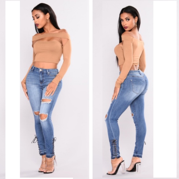 Off The Shoulder Crop Top - Picture 2 of 5